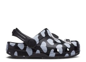 Awake NY x Classic Clog per bambini “Home Is Where The Heart Is – Nero”