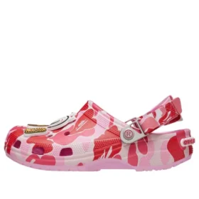 Crocs x A Bathing Ape Zoccolo “Carnation”