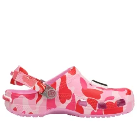 Crocs x A Bathing Ape Zoccolo “Carnation”