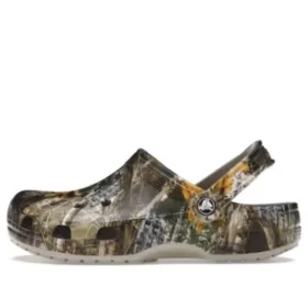 Crocs x Thisisneverthat Classic Clog Realtree Zoccoli “Edge Camo Walnut”