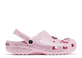 Mean Girls x Classic Clog “On Wednesdays We Wear Pink”