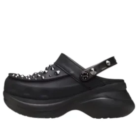 Zoccoli Bae con borchie “Black”