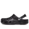 Zoccoli classici in pelle di coccodrillo metallizzata “Black”